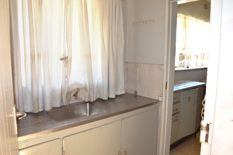 4 Bedroom Property for Sale in Roosheuwel North West